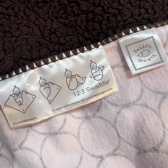 Big Adorable Swaddle Designs Baby Swaddle 38 x 38 NWT - Picture 9 of 14